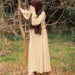 Luxurious Hareer 1-Piece Statement Abaya