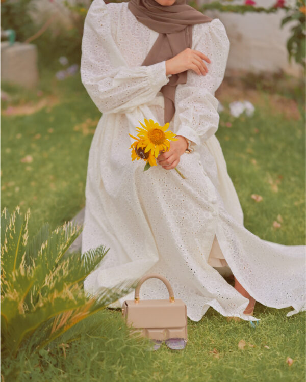 Pure Elegant Brodrie Embroidered Dress 2P