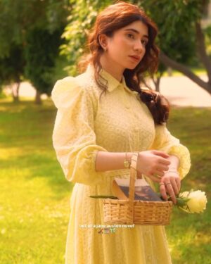 Dazzling Lemon Blossom Broderie Midi Dress 1P