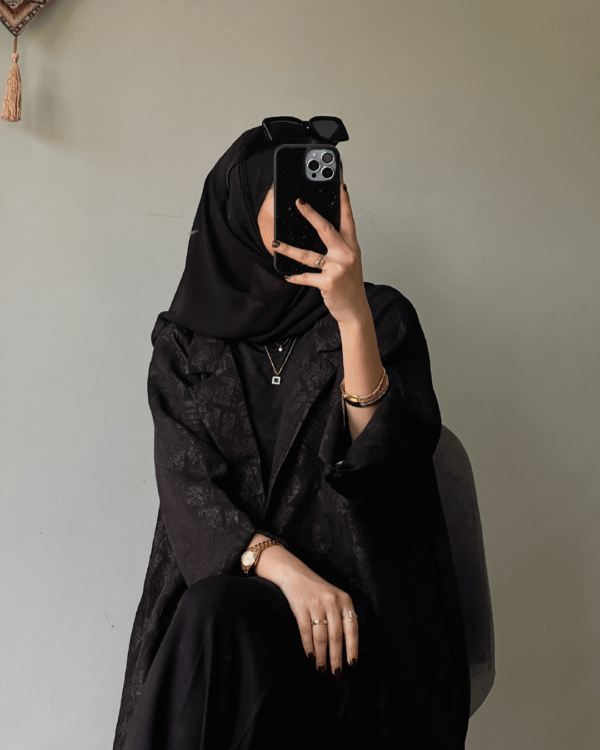 Luxurious Textured Plum Abaya 1P